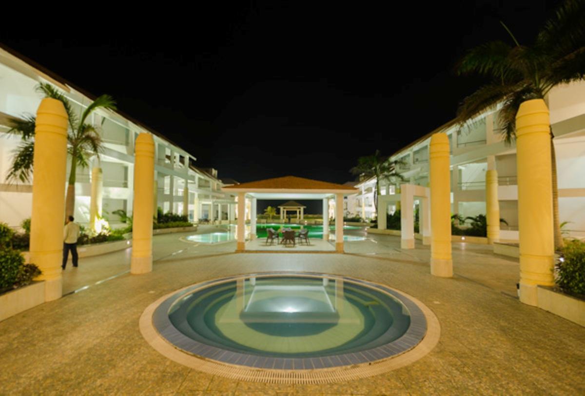 Empires Hotel 普里 外观 照片